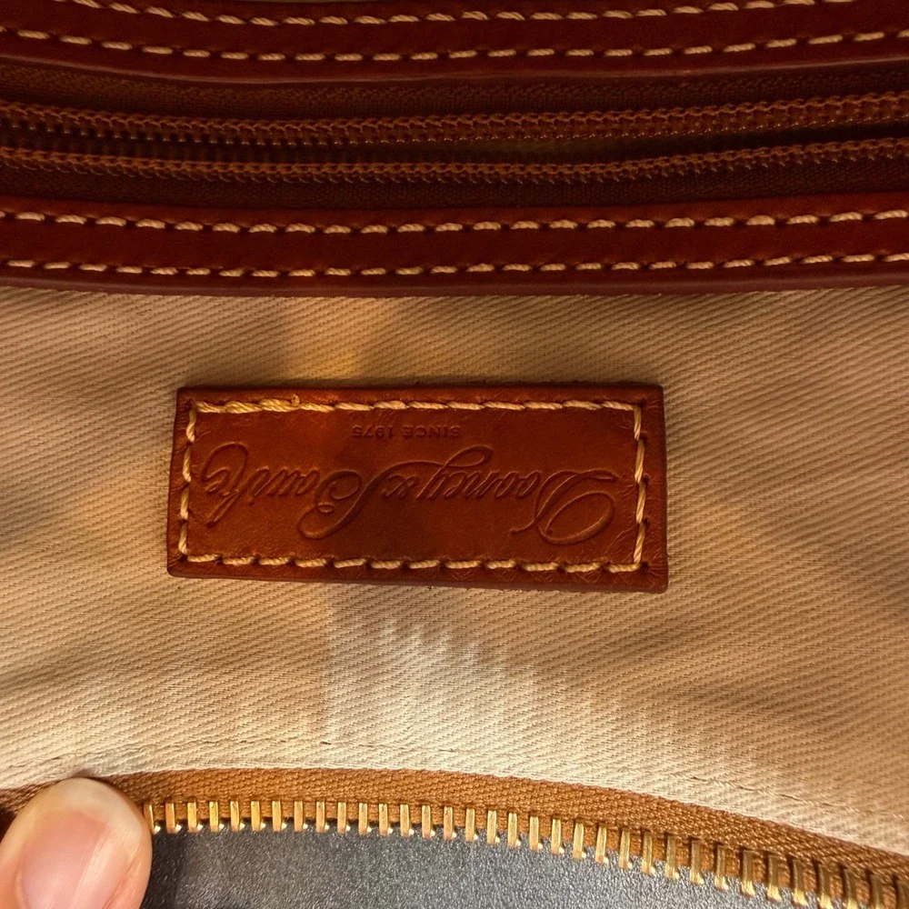 Dooney Bourke San Francisco Giants Game Day Hobo Bag Womens MLB Baseball Sporty